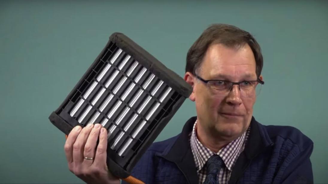 EV-en-PHEV in werkplaats en showroom_717